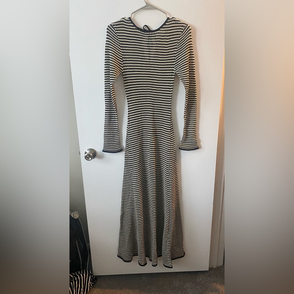DISSH Black and White Striped Long Sleeve Dress
